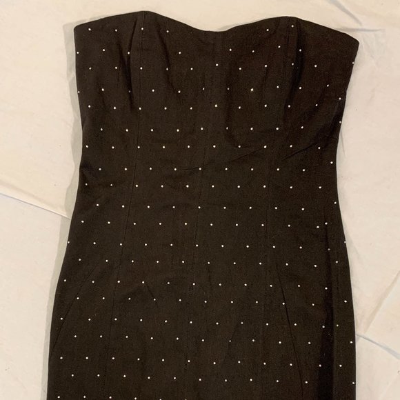Urban Behavior dress - size M - NEW - Picture 1 of 3
